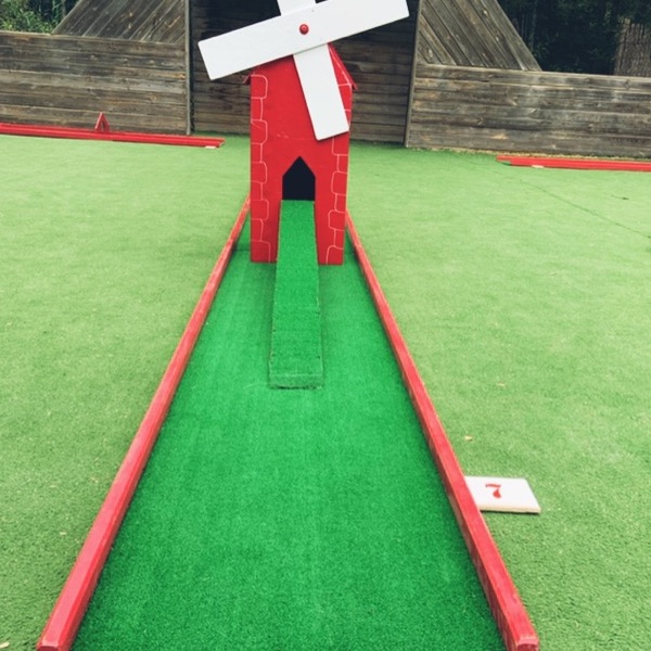 La Case du Jeu : mini golf 7