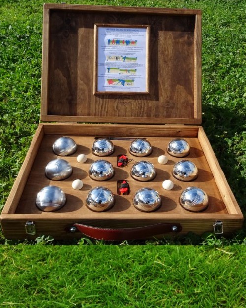 PETANQUE
